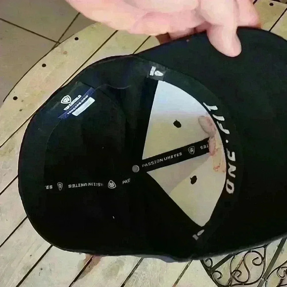 🐯 Clemson Tigers One Fit Lid Black EUC - Picture 5 of 5